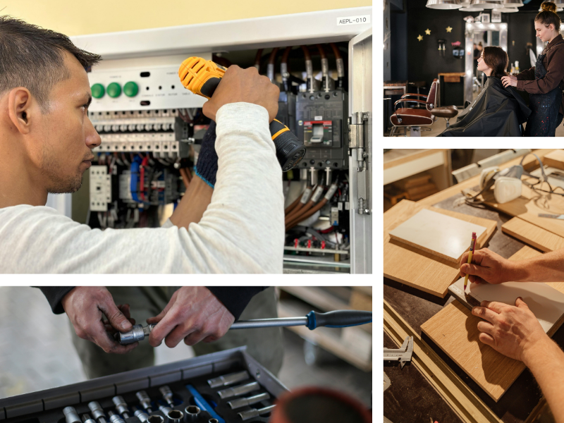 Artisan utilisant une tablette ou mockup du site